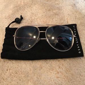 Quay Australia “Needing Fame” Sunnies